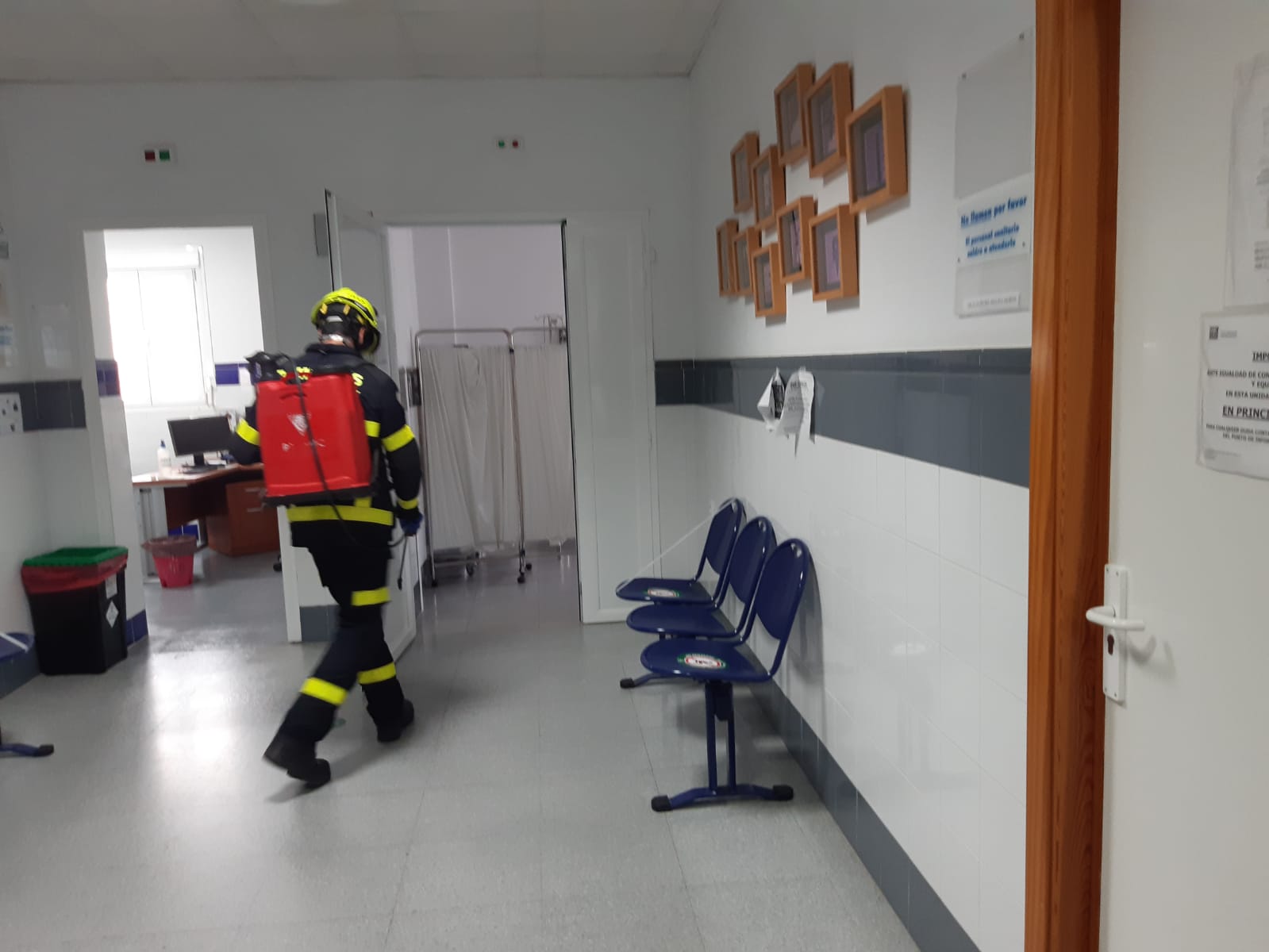 06 Junio 2020 Bomberos Desinfectan Reas Sanitarias De Castellar De La Frontera 3