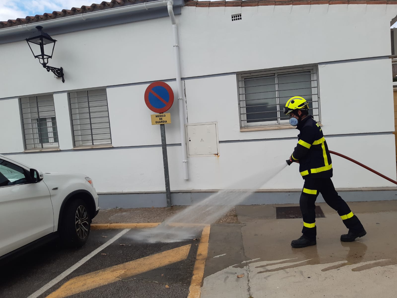 06 Junio 2020 Bomberos Desinfectan Reas Sanitarias De Castellar De La Frontera 6